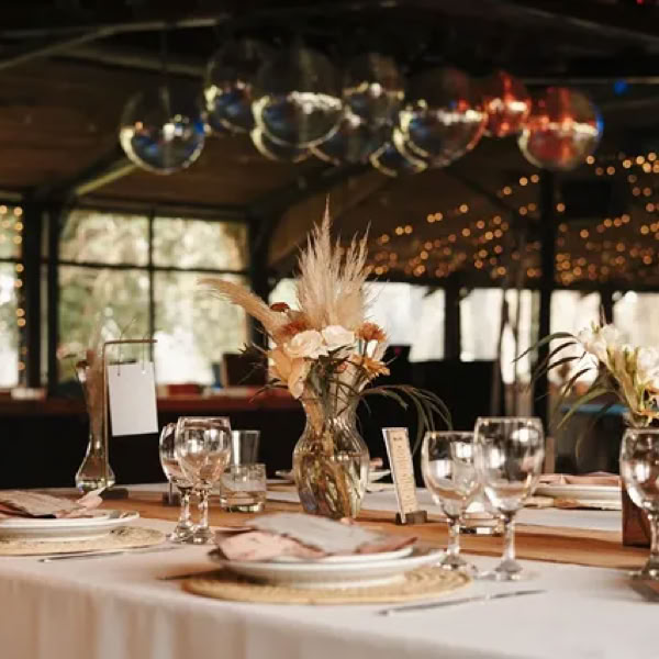 Interior del salón a atardecer