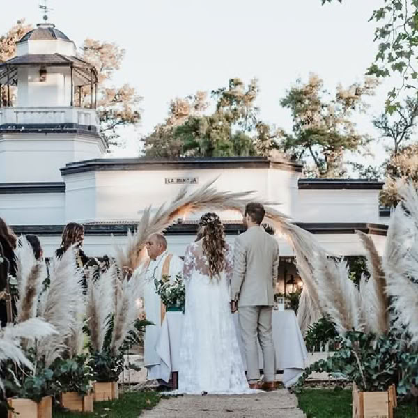 Pareja en ceremonia